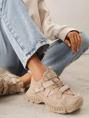 Ciemnobeżowe Sneakersy Chunky na Tłoczonej Platformie z Naszywką w Kształcie Serca Chylera Marquiiz Beżowy
