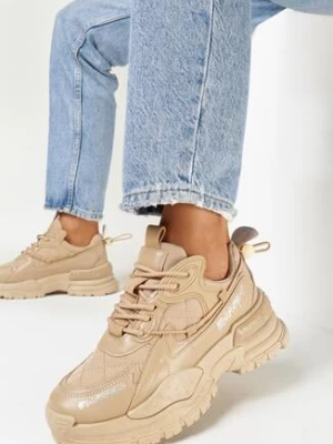 Ciemnobeżowe Sneakersy Ozdobione Napisami i Tłoczeniami na Podeszwie Virra
