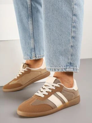 Ciemnobeżowe Sneakersy Tenisówki z Ozdobnymi Paskami Jenavena