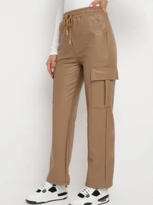 Ciemnobeżowe Szerokie Spodnie Ocieplone Typu Cargo z Kieszeniami i Gumką w Pasie Novasta defox