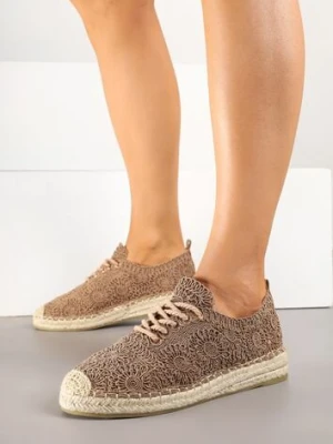 Ciemnobeżowe Tenisówki Ozdobione Plecionką i Ażurowym Wzorem Mevienne super mode