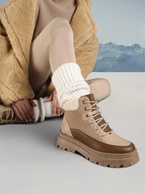 Ciemnobeżowe Traperki Sznurowane Trapery Jette