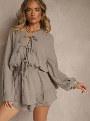 Ciemnobeżowy Kombinezon z Bawełny Ozdobiony Wiązaniem i Falbankami Nalelia jumelle