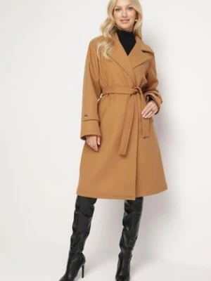 Ciemnobeżowy Płaszcz Niezapinany Wiązany Materiałowym Paskiem w Talii z Kieszeniami i Kołnierzem Neeraja new collection