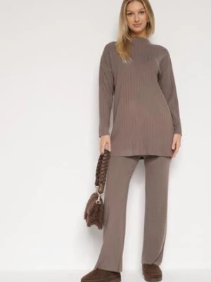 Ciemnobeżowy Prążkowany Komplet Dzianinowy z Bawełną Sweter z Półgolfem i Spodnie Elweda j&x