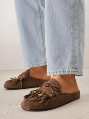 Ciemnobrązowe Klapki VICES Typu Mule z Koralikami Frędzlami i Kokardą Dioleora