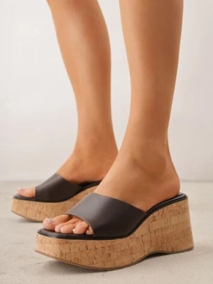 Ciemnobrązowe Klapki z Kwadratowym Noskiem VICES na Koturnie z Fakturą Korka Kahliliana