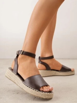 Ciemnobrązowe Sandały VICES na Plecionej Platformie z Zapięciem na Pasek z Klamrą Evimoni