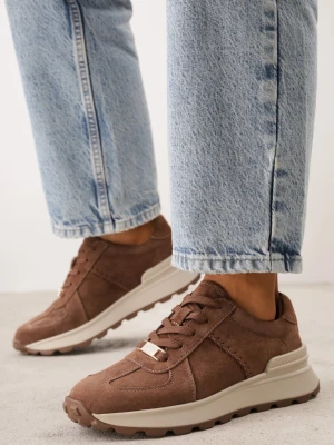 Ciemnobrązowe Sneakersy z Zamszu Naturalnego na Platformie z Bieżnikiem Eplia Goodin Brązowy
