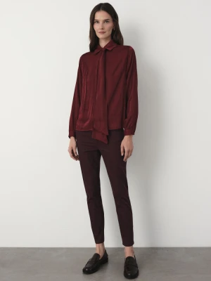 Ciemnofioletowe spodnie typu slim Greenpoint fioletowy