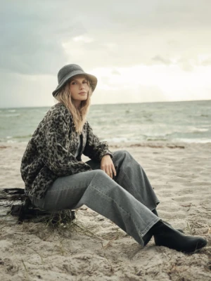 Ciemnoszare spodnie jeansowe wide leg Greenpoint