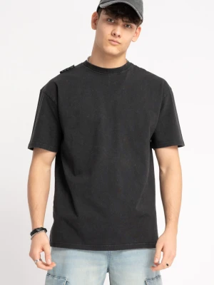 Ciemnoszary t-shirt z efektem sprania i minimalistyczną naszywką Reporter