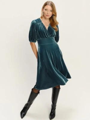 Ciemnoturkusowa sukienka midi z miękkiego weluru Greenpoint