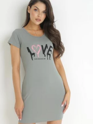 Ciemnozielona Bawełniana Sukienka T-shirtowa z Napisem Avera