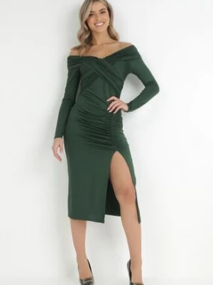 Ciemnozielona Dopasowana Sukienka z Marszczeniem Kivi by swan