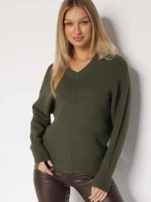Ciemnozielony Sweter z Domieszką Kaszmiru z Dekoltem w Serek Feralaine
