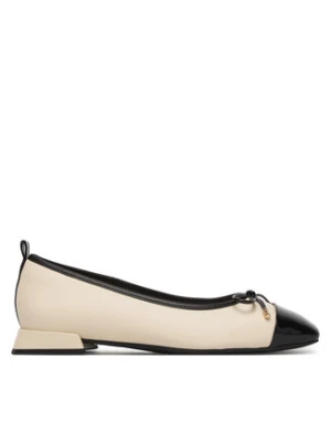 Clarks Półbuty Ubree15 Poppy 26186333 Écru