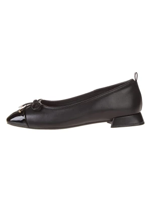 Clarks Skórzane baleriny "Ubree15 Poppy" w kolorze czarnym rozmiar: 37