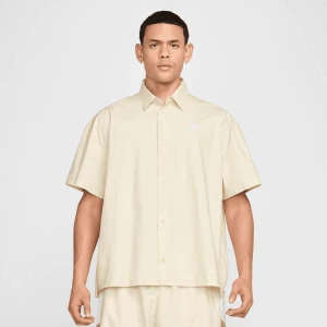 Nike Club Short Sleeve Buttoned Oversized Shirt mężczyźni Koszule beż rozmiar Odzież