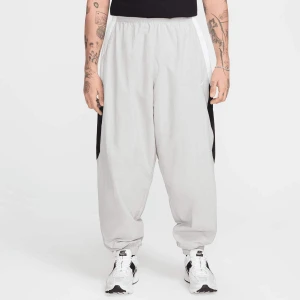 Club Woven Oversized Track Pants Nike