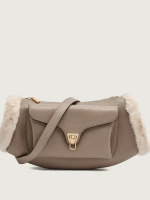 Coccinelle Skórzana torebka na ramię BEAT | shearling