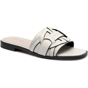 Coccinelle Skórzane klapki Coccinelle Monog