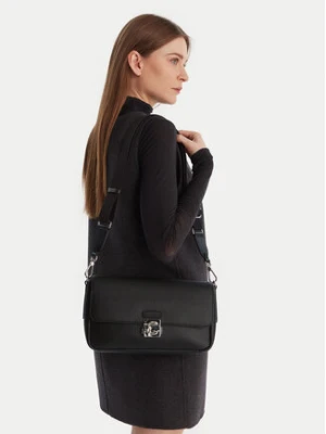 Coccinelle Torebka U4K Coccinelle C-Me Lock E1 U4K 12 01 02 Czarny