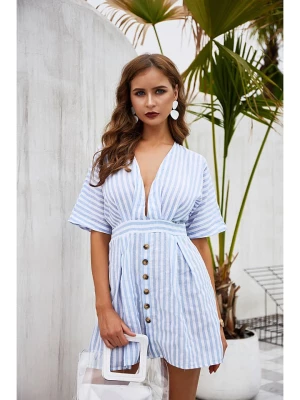 Coconut Sunwear Sukienka w kolorze błękitno-białym rozmiar: M