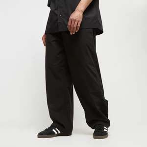 Colston Pant garment dyed black, marki Carhartt WIPApparel, w kolorze Czarny, rozmiar