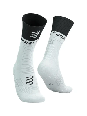 Compressport skarpetki Mid Compression v2.0 kolor biały SQTU354