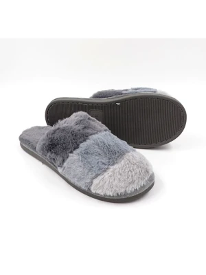 Confly Kapcie w kolorze szarym rozmiar: 40/41