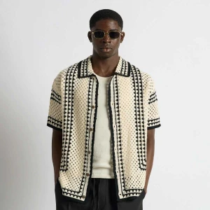 Crochet Bicolor Shirt Burocs