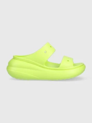 Crocs klapki Classic Crush Sandal damskie kolor zielony na platformie 207670 207670.3UH-3UH