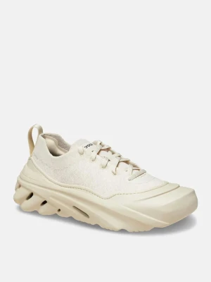 Crocs Sneakersy "Echo Surge" w kolorze kremowo-beżowym rozmiar: 38/39