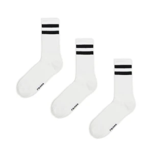 Cropp - 3 pack długich białych skarpet basic - biały