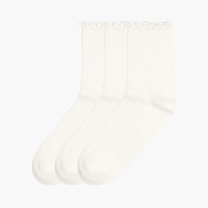 Cropp - 3 pack prążkowanych skarpet z falbaną - biały