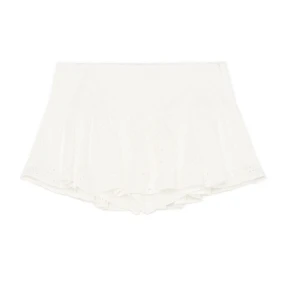 Cropp - Ażurowa biała spódniczka mini - biały