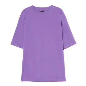 Cropp - Basicowa fioletowa koszulka comfort - fioletowy