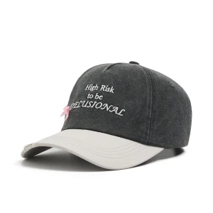 Cropp - Bawełniana czapka z daszkiem i kokardką - szary