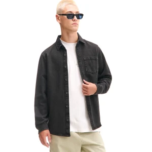 Cropp - Bawełniana czarna koszula z efektem sprania - czarny