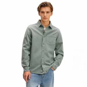 Cropp - Bawełniana jasnozielona koszula z efektem sprania - zielony