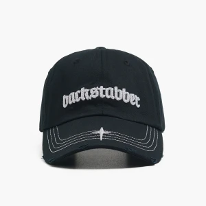 Cropp - Bejsbolówka z haftowanymi detalami - czarny