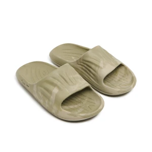 Cropp - Beżowe klapki z nadrukiem - beżowy