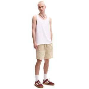 Cropp - Beżowe szorty ze wzorem paisley - beżowy