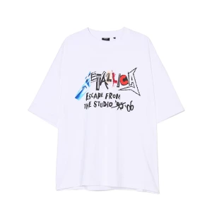 Cropp - Biały T-shirt z Metallicą - biały