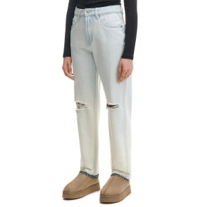 Cropp - Błękitne jeansy mom z efektem sprania - niebieski