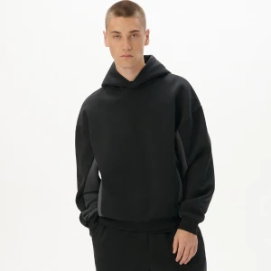 Cropp - Bluza hoodie z kieszeniami na zamek - czarny