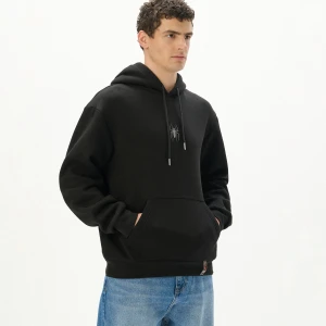 Cropp - Bluza hoodie z motywem czarnego Spider-Mana - czarny