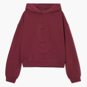 Cropp - Bluza hoodie z numerem 9 - kasztanowy