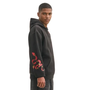 Cropp - Bluza z motywem węża na ramieniu - czarny